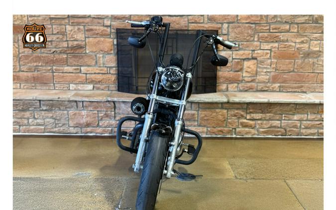2017 Harley-Davidson® SuperLow® Vivid Black