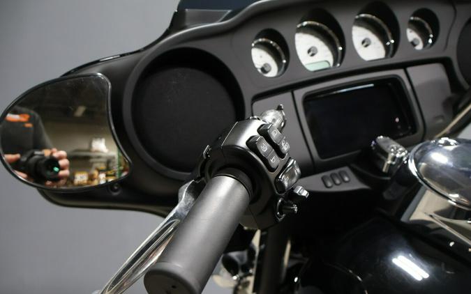 2023 Harley-Davidson Street Glide FLHX