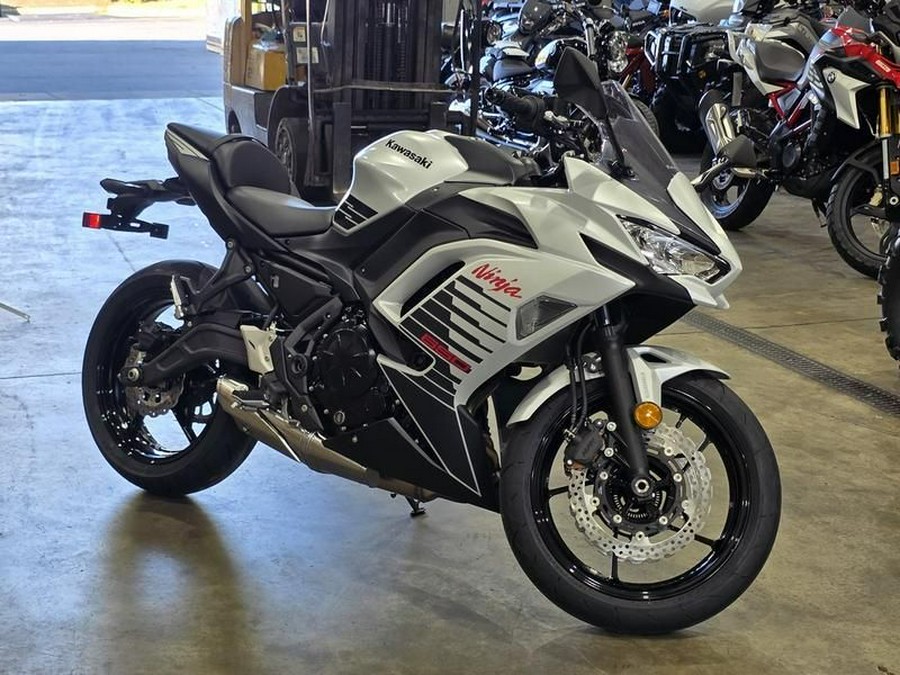 2026 Kawasaki Ninja® 650 ABS