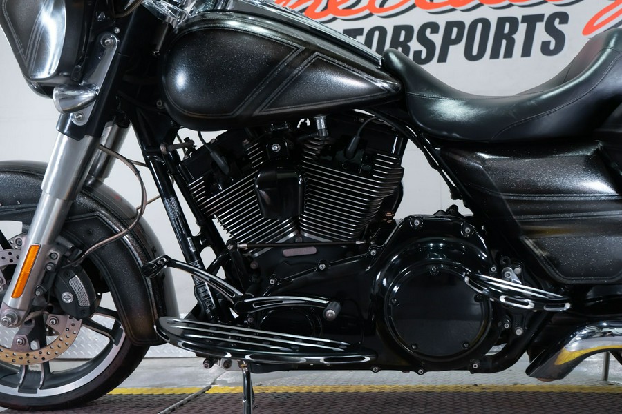2014 Harley-Davidson Street Glide® Special