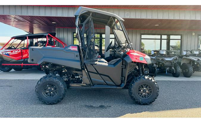 2025 PIONEER 700 DELUXE - Honda