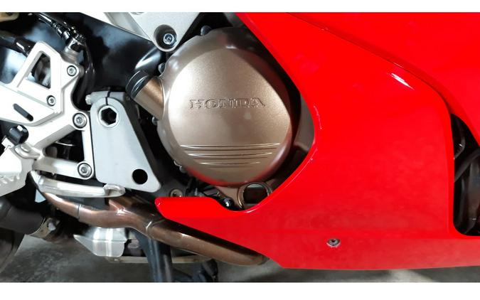 2014 Honda INTERCEPTOR DELUXE