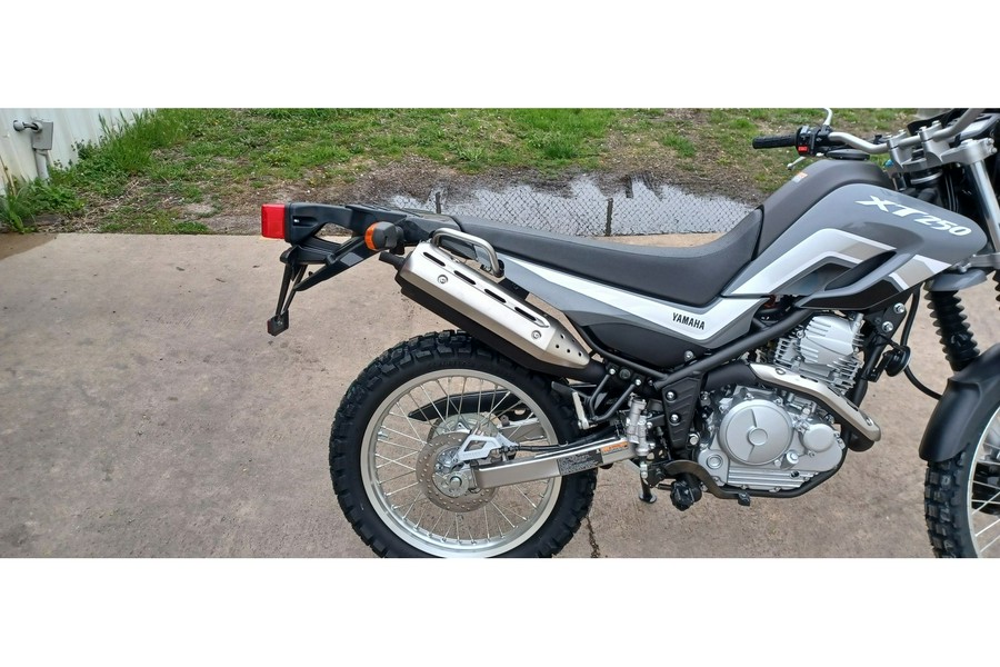 2024 Yamaha XT 250