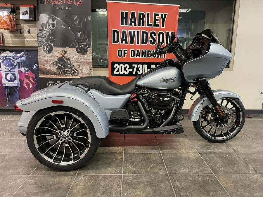 2024 Harley-Davidson® FLTRT - Road Glide® 3