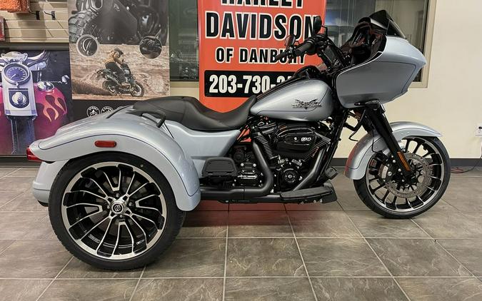 2023 Harley-Davidson Road Glide 3 Trike First Look [5 Fast Facts]