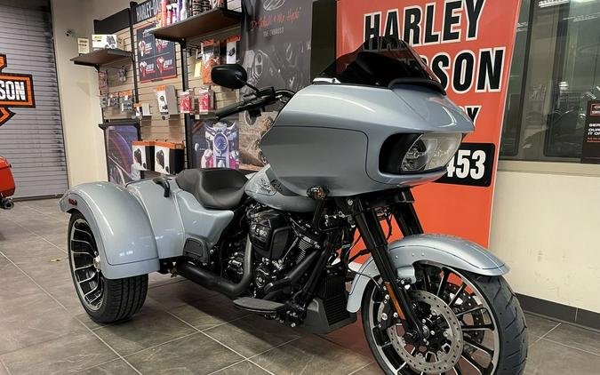 2024 Harley-Davidson® FLTRT - Road Glide® 3