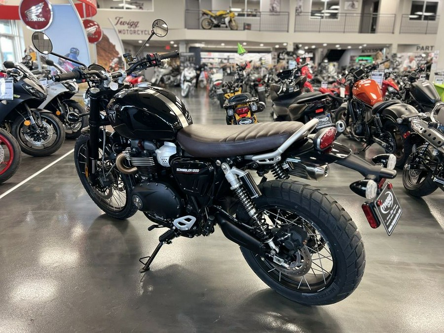 2025 Triumph Scrambler 1200 X