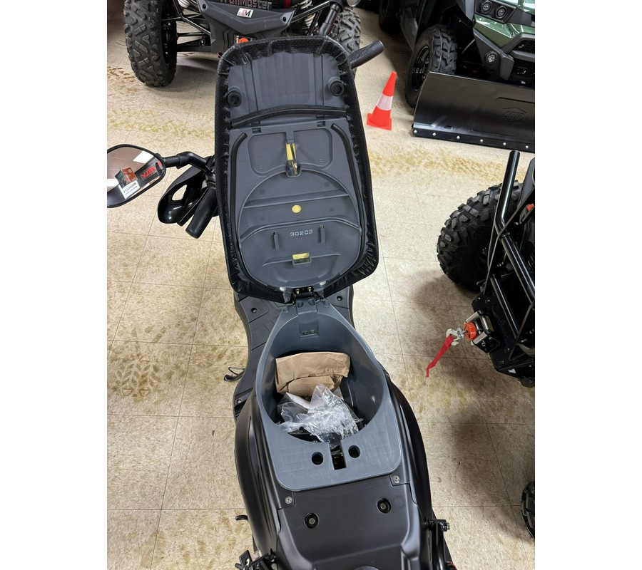 2024 Genuine Scooter Roughhouse 50 Sport