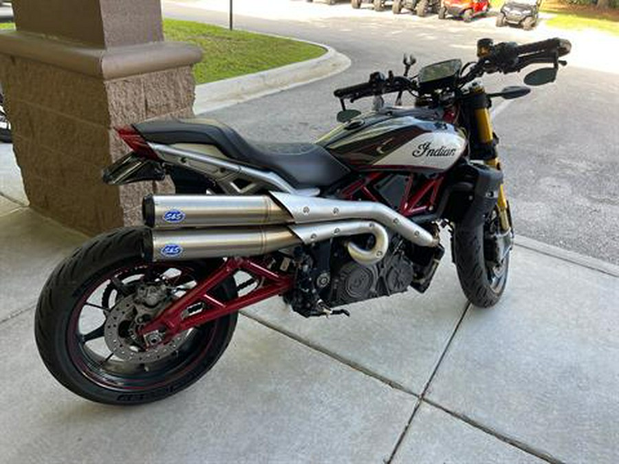 2022 Indian Motorcycle FTR R Carbon