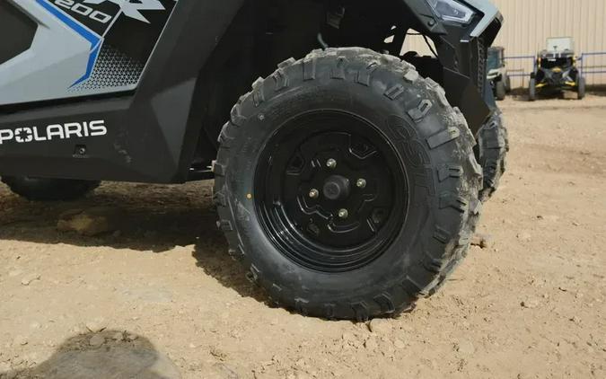 2026 POLARIS RZR 200 EFI