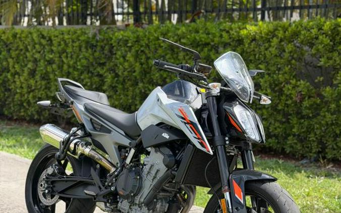 2023 KTM 790 Duke