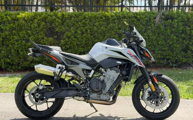 2023 KTM 790 Duke