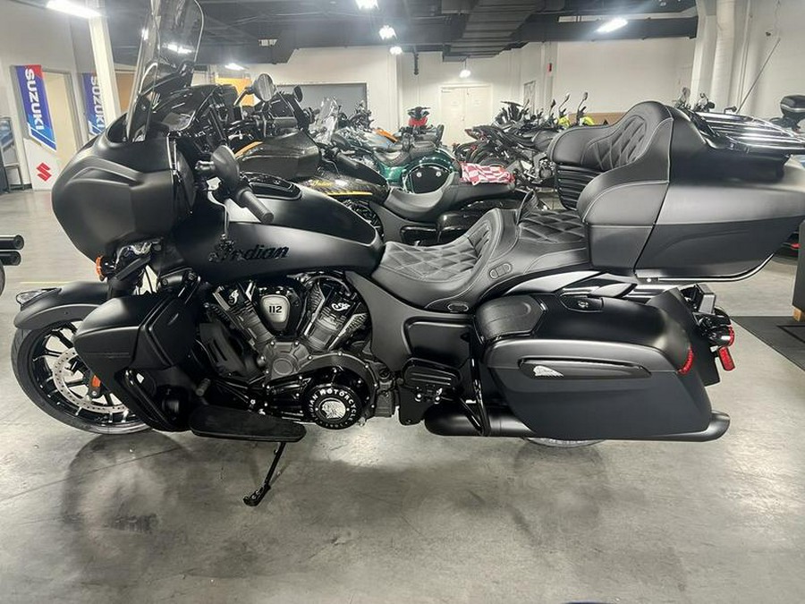 2026 Indian Motorcycle® Roadmaster® PowerPlus Dark Horse® 112 Black Smoke