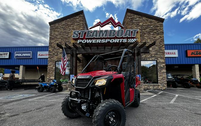 2026 HONDA PIONEER 520 Hero Red - HU5317