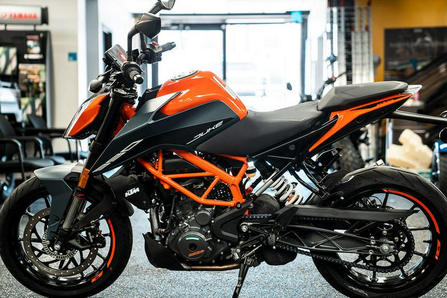 2023 KTM 390 Duke