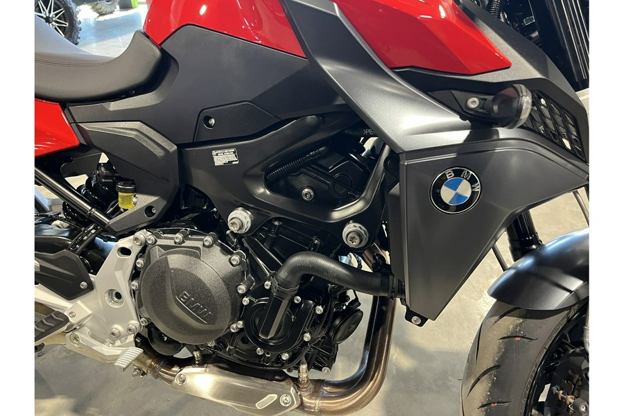2024 BMW F 900 R