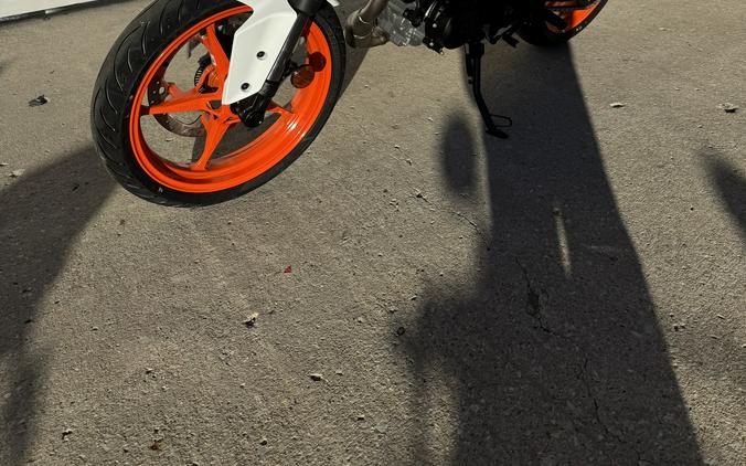 2024 KTM 250 Duke