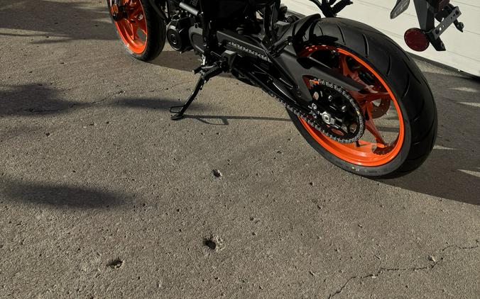 2024 KTM 250 Duke