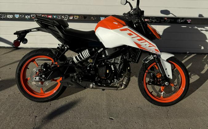 2024 KTM 250 Duke