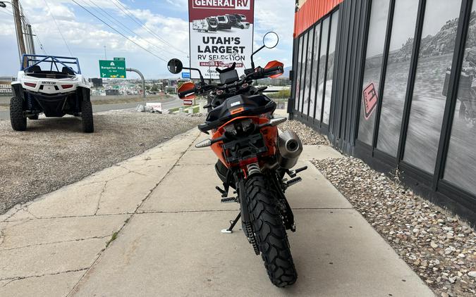 2027 KTM Adventure 890 R Rally
