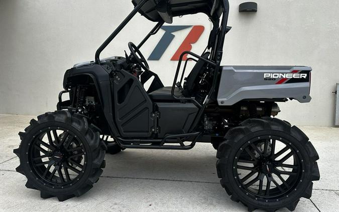2022 Honda Pioneer 520
