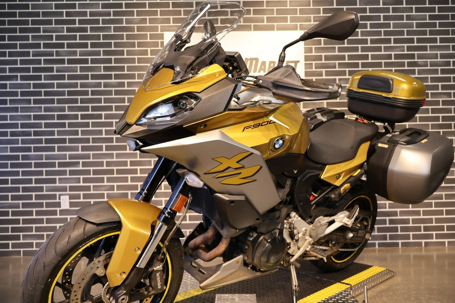 2021 BMW F 900 XR