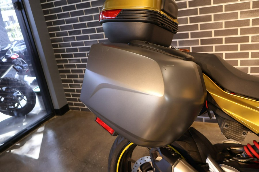 2021 BMW F 900 XR