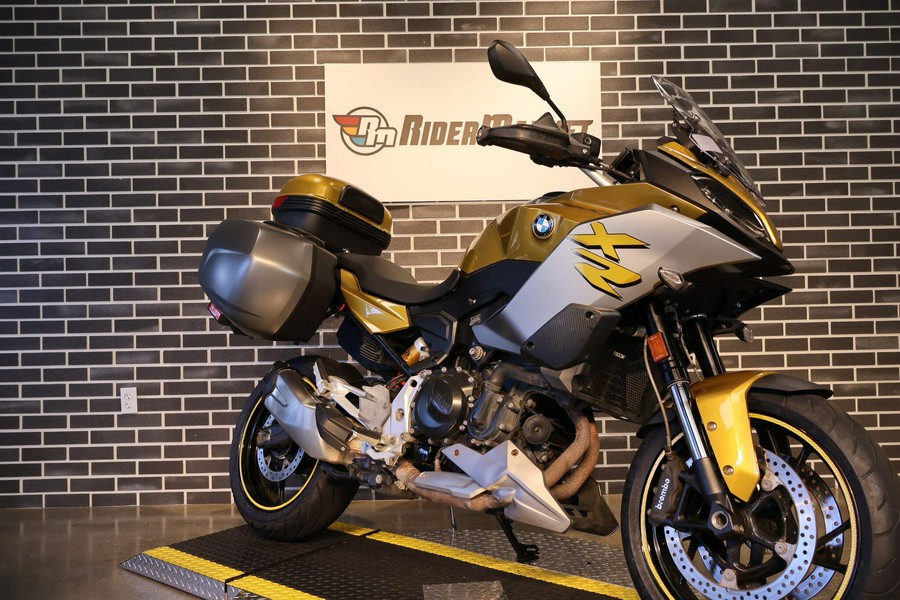 2021 BMW F 900 XR