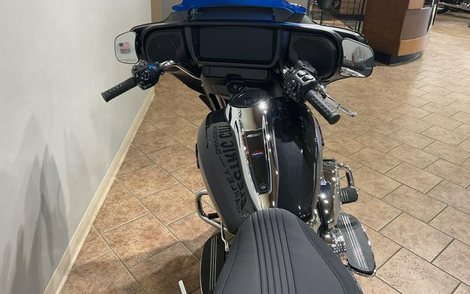 2026 Harley-Davidson® Street Glide® Midnight Ember Chrome Trim FLHX