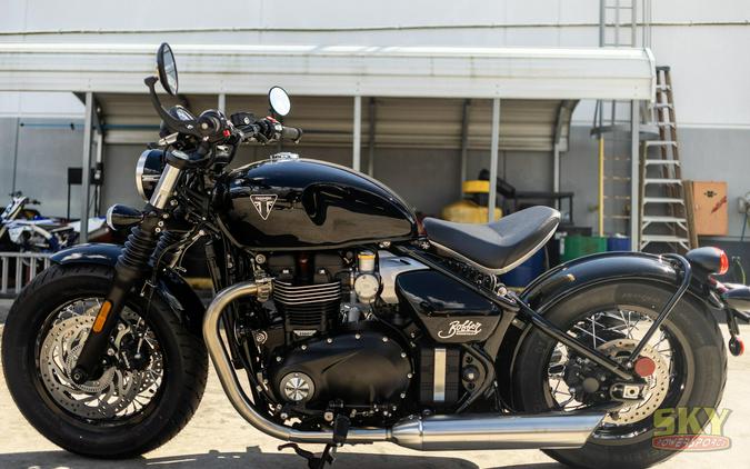 2026 Triumph Bonneville Bobber Base