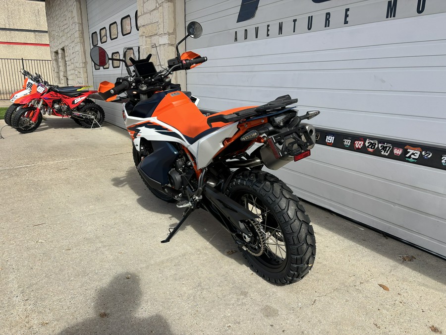 2026 KTM 890 Adventure R