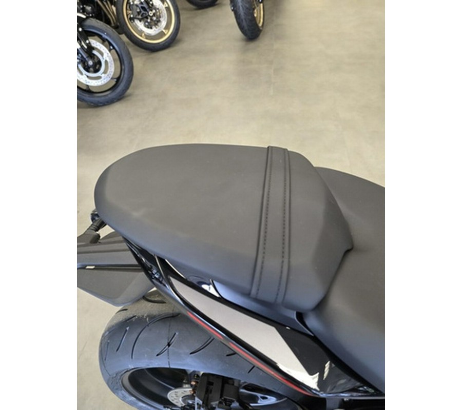 2026 Triumph Daytona 660 Cosmic Yellow Sapphire Black