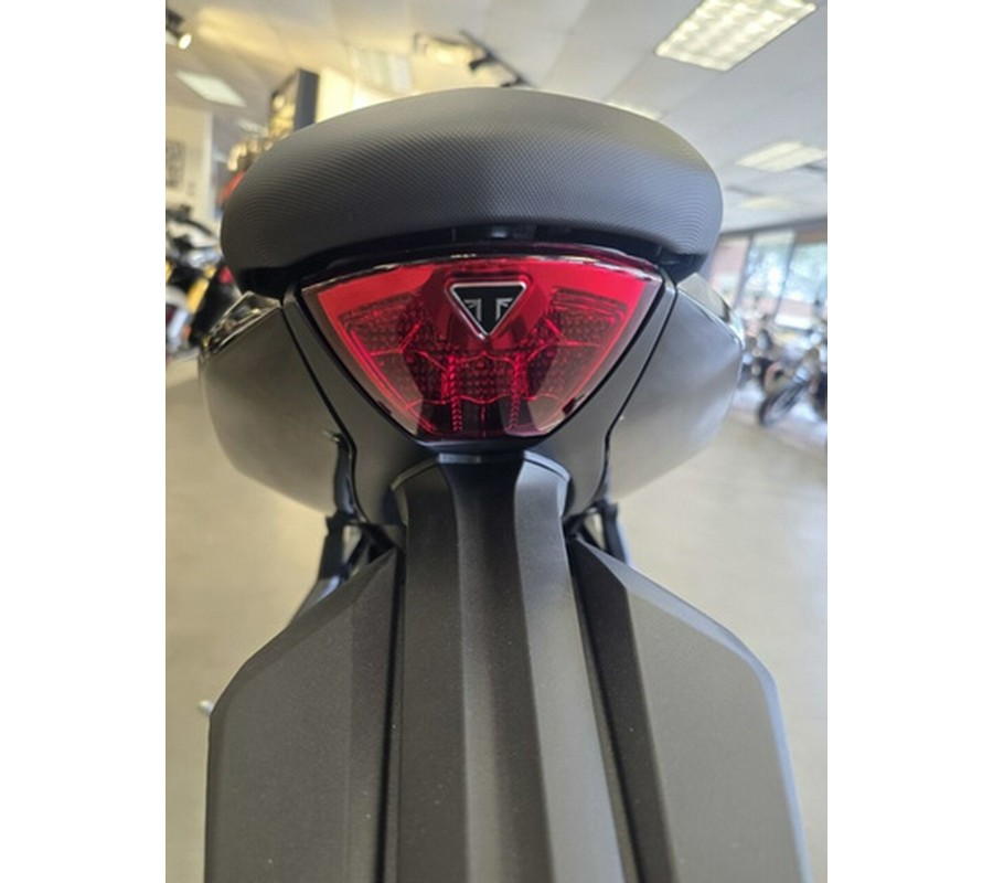 2026 Triumph Daytona 660 Cosmic Yellow Sapphire Black