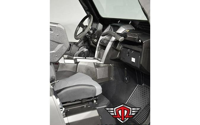 2025 Yamaha Wolverine RMAX4 1000 XT-R