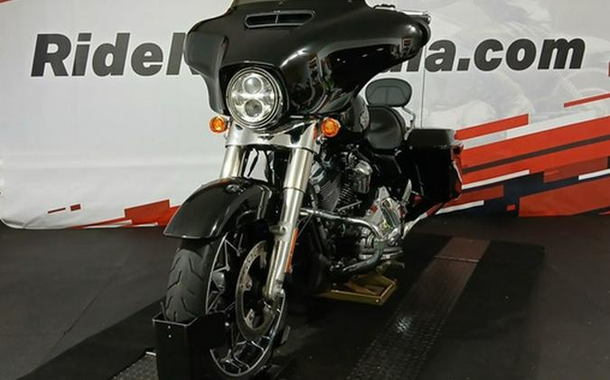 2022 Harley-Davidson Street Glide FLHXS - Special