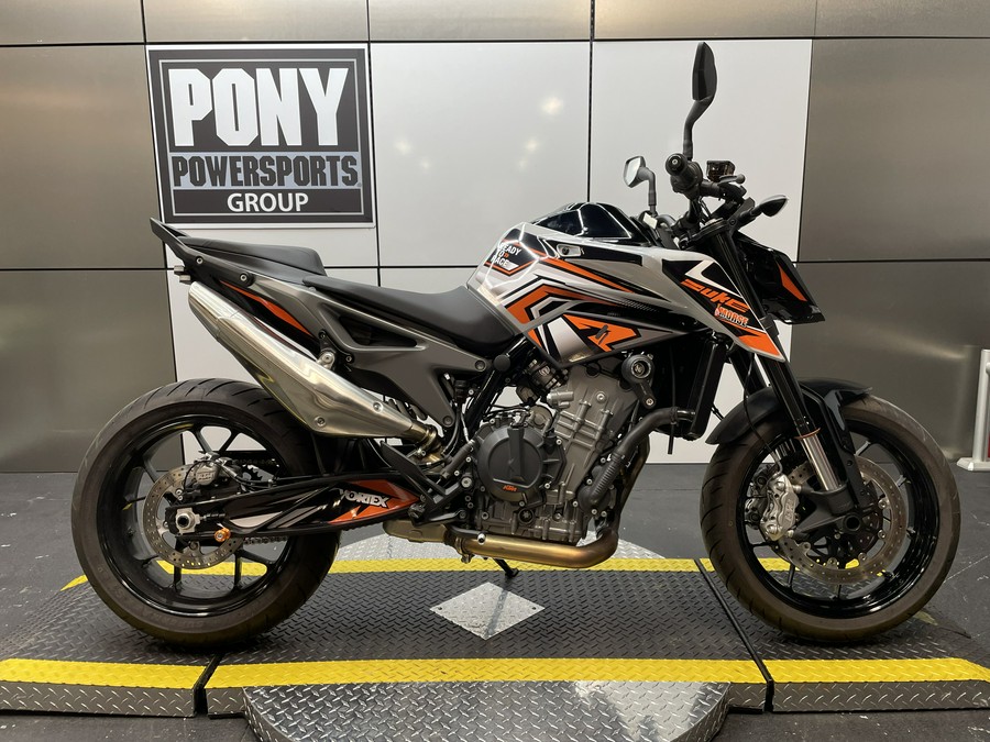 2023 KTM Duke 790