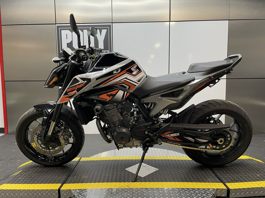 2023 KTM Duke 790