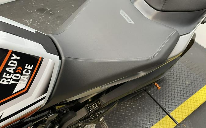 2023 KTM 790 Duke