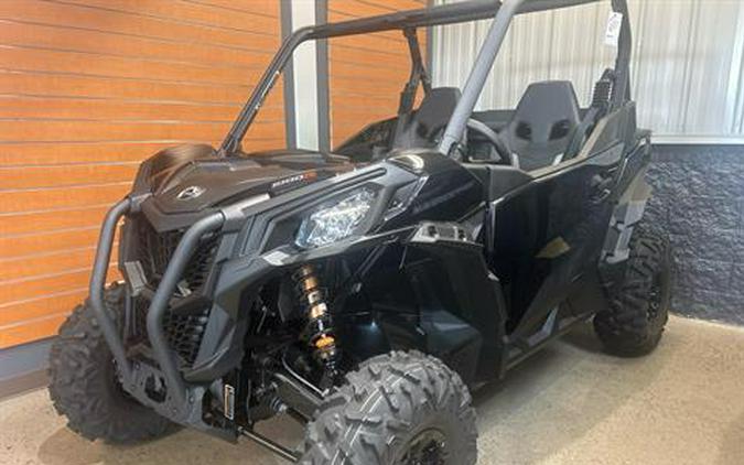 2025 Can-Am Maverick Sport DPS