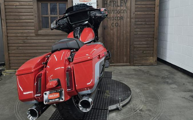2024 Harley-Davidson® CVO™ Street Glide® LEGENDARY ORNG