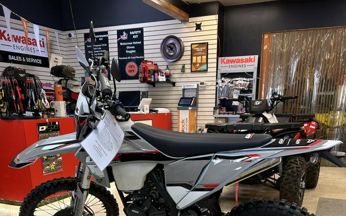 2024 GPX Moto FSE 250E