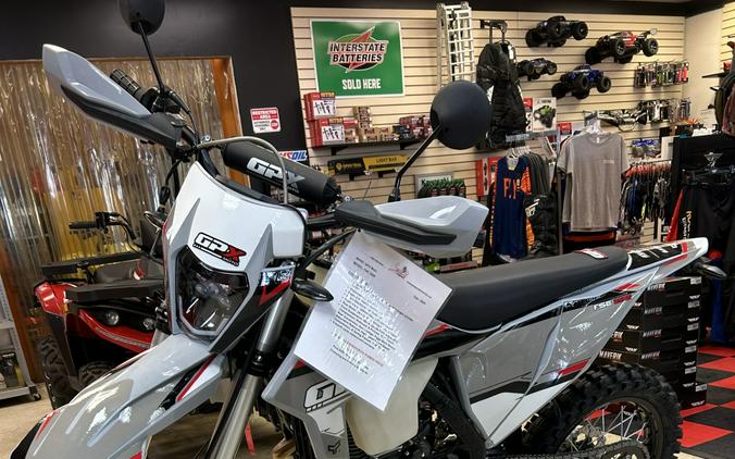 2024 GPX Moto FSE 250E