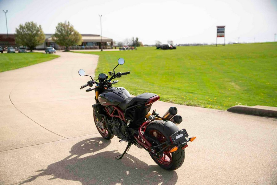 2024 Indian Motorcycle FTR R Carbon