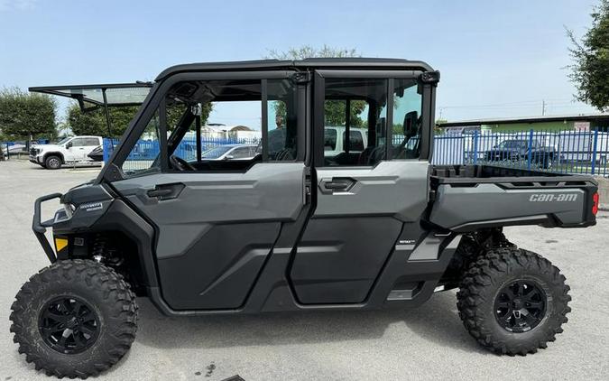 2024 Can-Am® Defender MAX Limited HD10