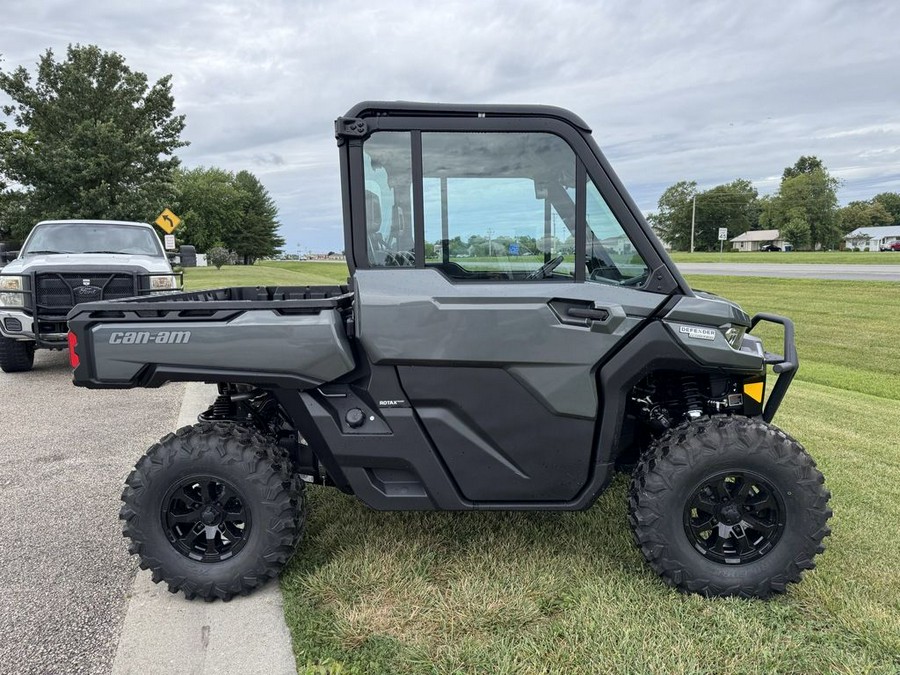 2024 Can-Am® Defender Limited HD10