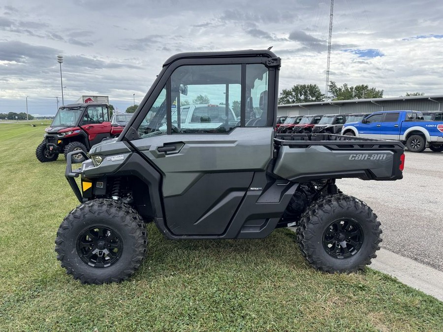 2024 Can-Am® Defender Limited HD10