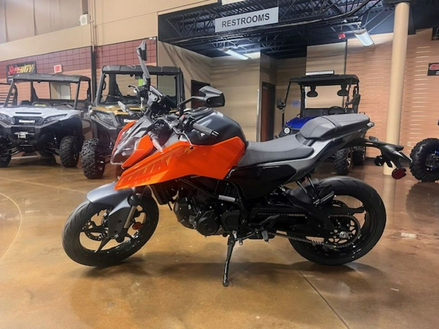 2024 KTM 250 Duke