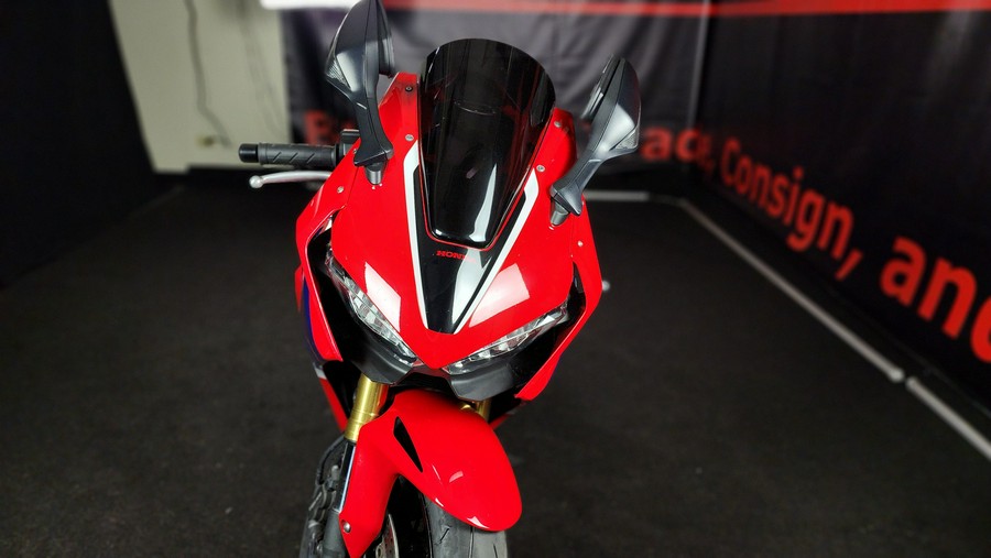 2022 Honda CBR1000RA ABS