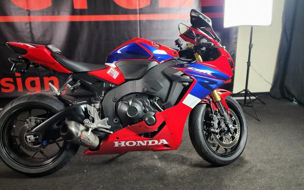 2022 Honda CBR1000RA ABS