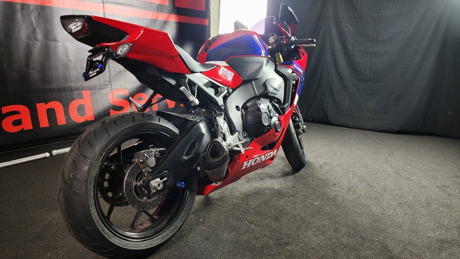 2022 Honda CBR1000RA ABS